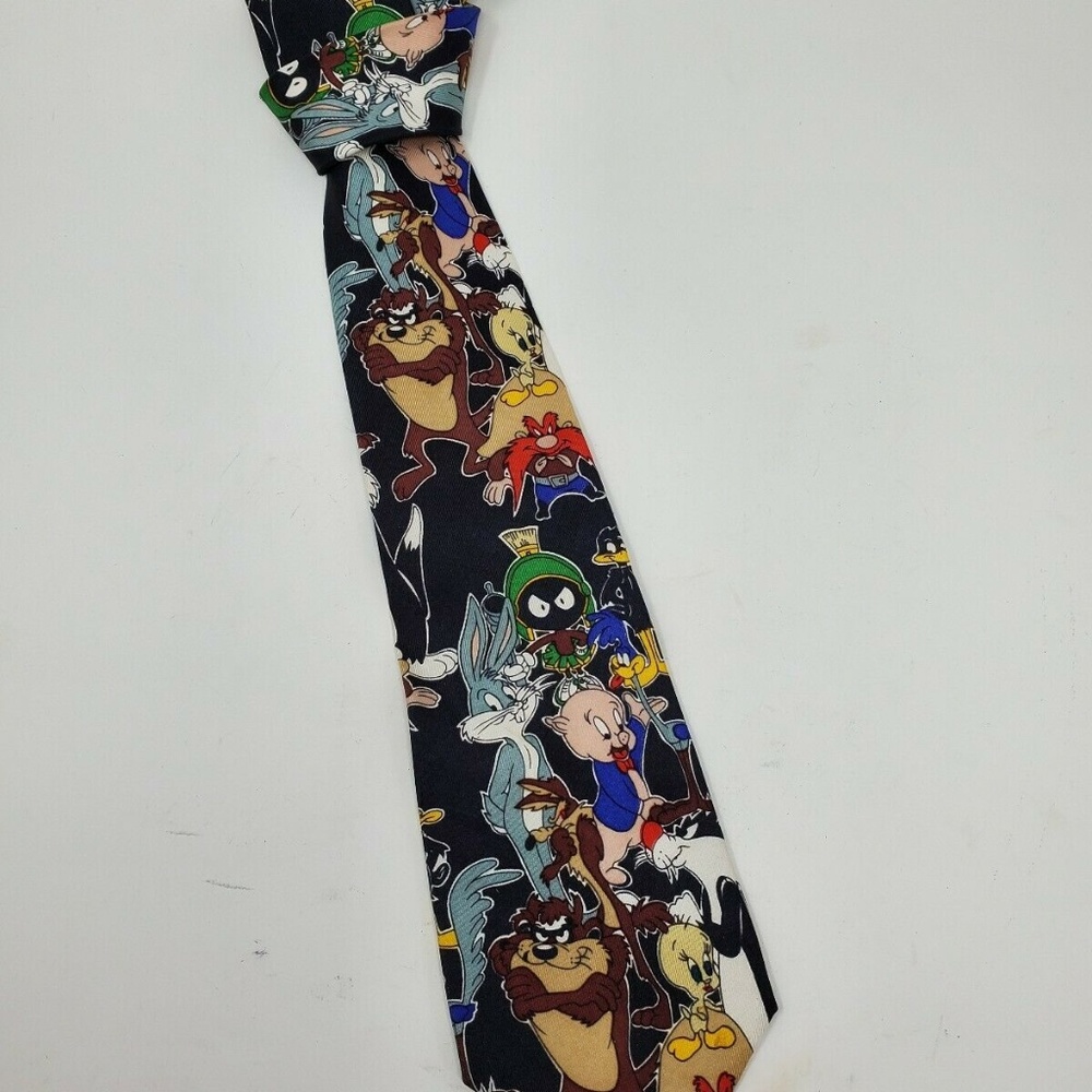 Loony Tunes Characters Men's Necktie  57"